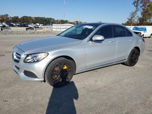 Mercedes-Benz C 300 4MATIC 2.0L 4 2015