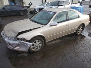 Toyota Camry LE 3.0L 6 1999