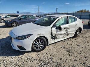Mazda 3 GRAND TOURING 2.0L 4 2014