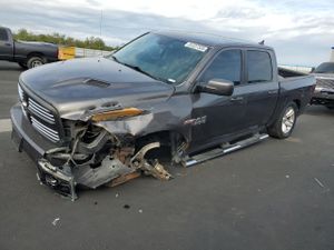 RAM 1500 SPORT 5.7L 8 2015