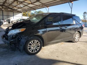 Toyota Sienna XLE 3.5L 6 2014