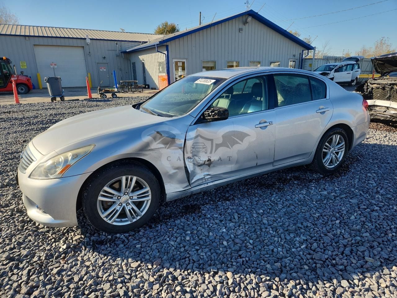 Infiniti G37 3.7L 6 2011