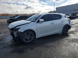 Lexus CT 200 1.8L 4 2014