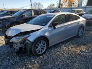 Toyota Avalon BASE 3.5L 6 2013