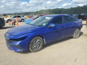 Hyundai Elantra SEL 2.0L 4 2024
