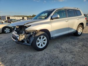 Toyota Highlander BASE 3.5L 6 2013