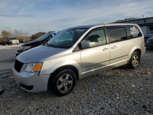 Dodge Grand Caravan (Caravan) SXT 3.8L 6 2010