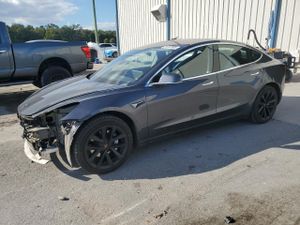 Tesla Model 3 2018
