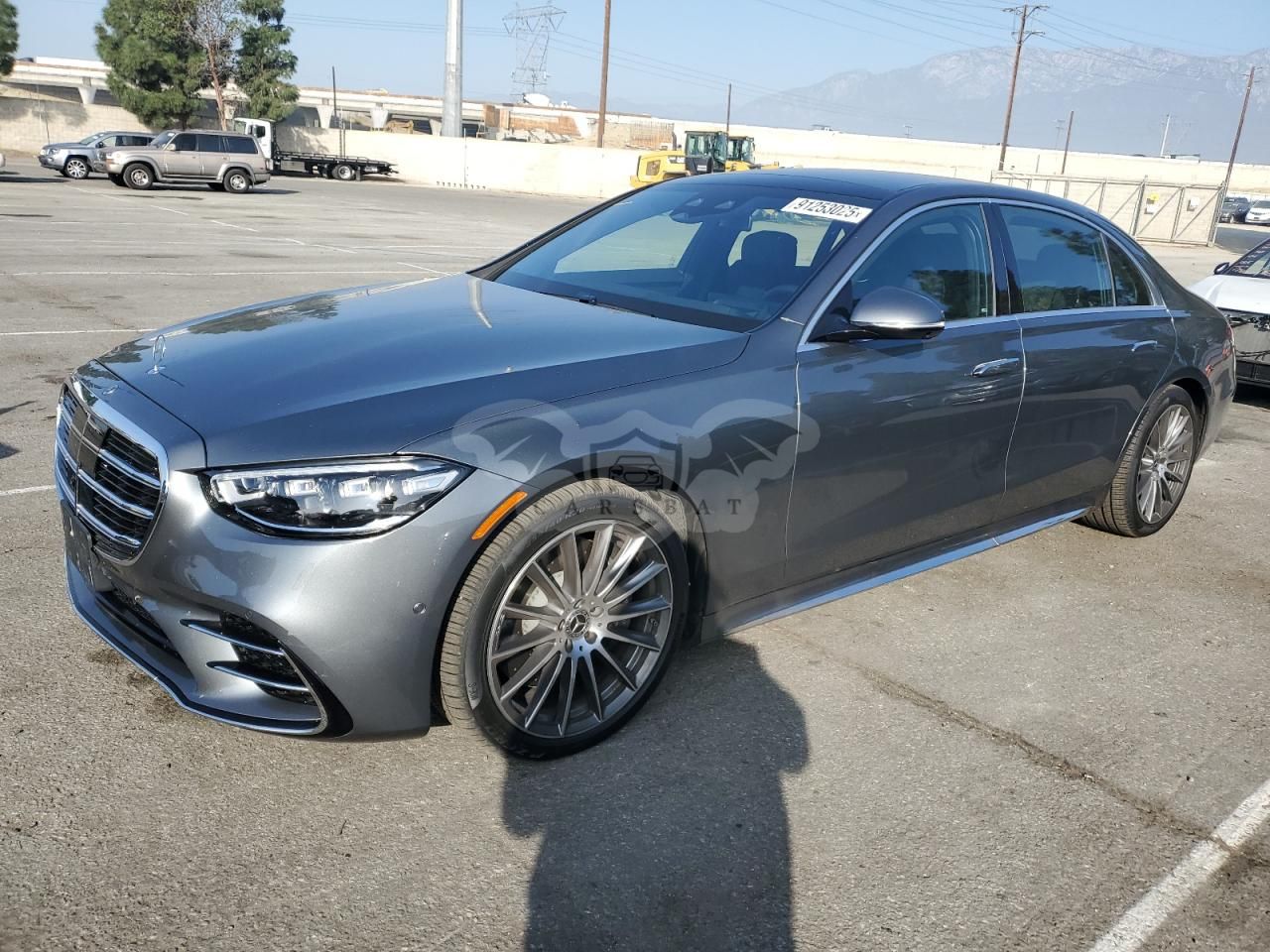 Mercedes-Benz S 580 4MATIC 4.0L 8 2025