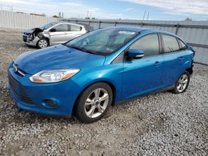 Ford Focus SE 2.0L 4 2014