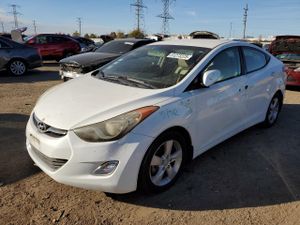 Hyundai Elantra GLS 1.8L 4 2013