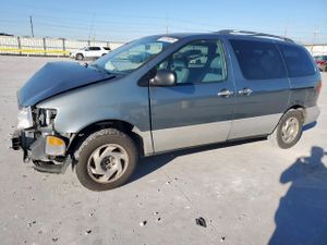 Toyota Sienna LE 3.0L 6 2000