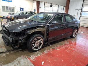 Ford Fusion SE 2.0L 4 2014