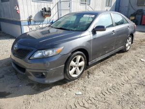 Toyota Camry BASE 2.5L 4 2010