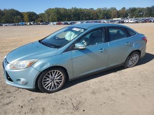 Ford Focus SEL 2.0L 4 2012