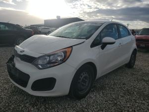 Kia Rio LX 1.6L 4 2013