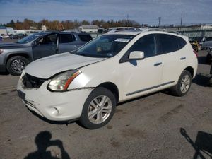 Nissan Rogue S 2.5L 4 2013