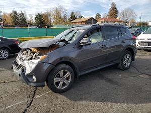 Toyota Rav4 XLE 2.5L 4 2015