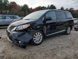 Toyota Sienna XLE 3.5L 6 2013