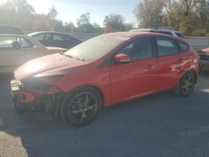 Ford Focus SE 2.0L 4 2014
