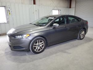Ford Fusion SE 1.6L 4 2013