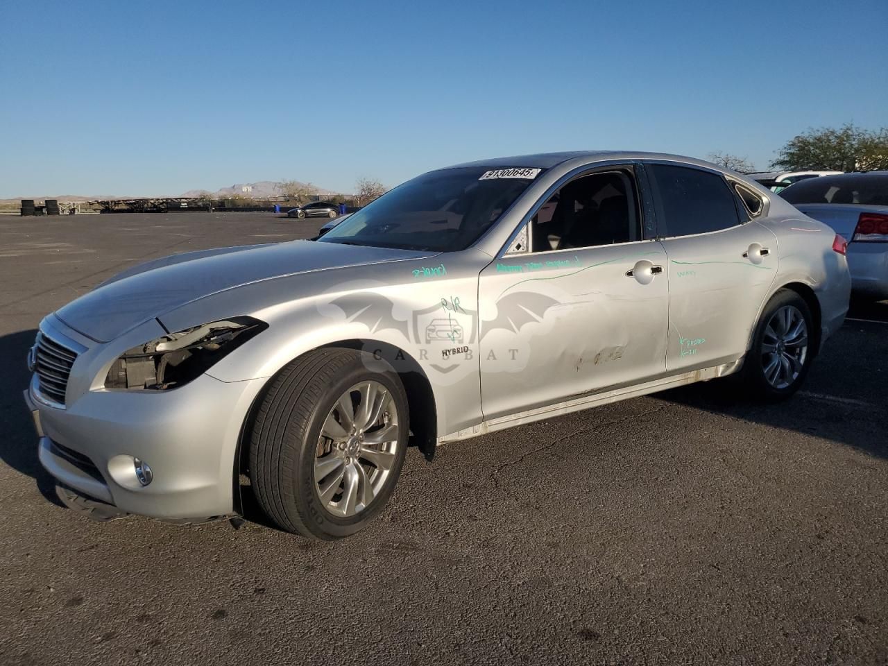 Infiniti M35 3.5L 6 2012