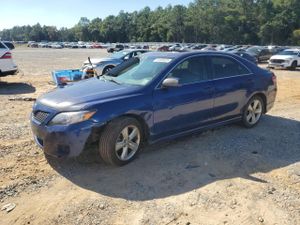 Toyota Camry BASE 2.5L 4 2011