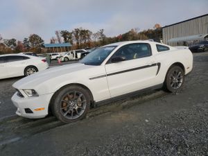 Ford Mustang 3.7L 6 2011
