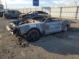 Ford Mustang GT 4.6L 8 2001