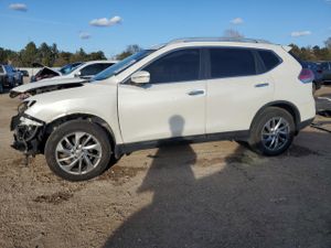 Nissan Rogue S 2.5L 4 2015