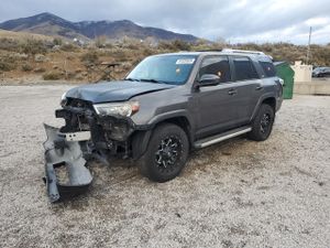 Toyota 4Runner SR5/SR5 PREMIUM 4.0L 6 2015