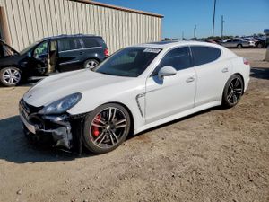 Porsche Panamera TURBO 4.8L 8 2013