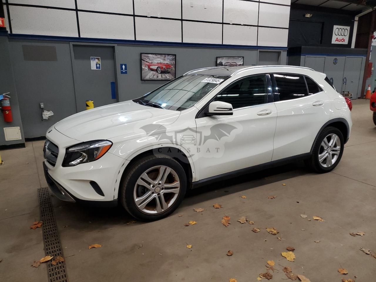 Mercedes-Benz GLA 250 4MATIC 2.0L 4 2015