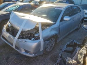 Toyota Avalon BASE 3.5L 6 2011