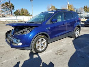 Ford Escape SE 2.0L 4 2015