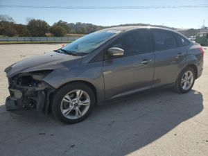 Ford Focus SE 2.0L 4 2013