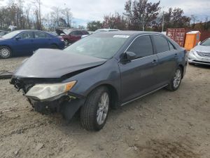 Toyota Camry HYBRID 2.5L 4 2012