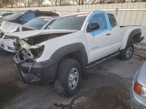 Toyota Tacoma PRERUNNER ACCESS CAB 2.7L 4 2013