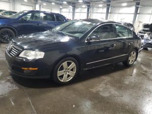 Volkswagen Passat TURBO 2.0L 4 2009