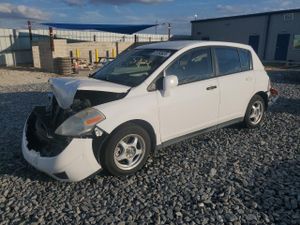 Nissan Versa S 1.8L 4 2009