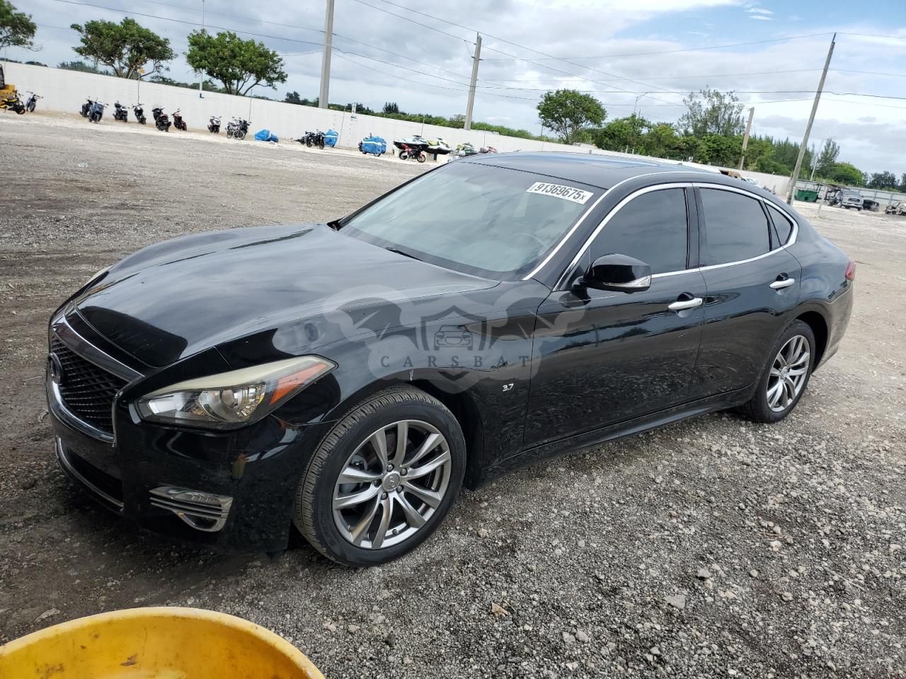 Infiniti Q70 3.7 3.7L 6 2015