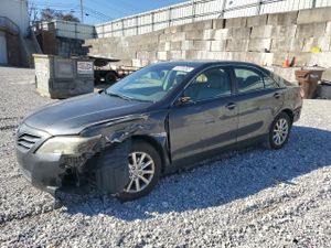 Toyota Camry BASE 2.5L 4 2011
