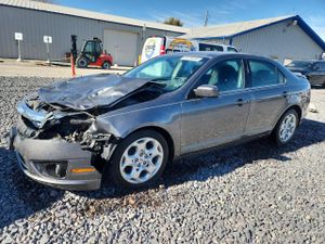 Ford Fusion SE 2.5L 4 2010