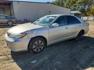 Toyota Camry LE 2.4L 4 2003