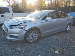 Ford Fusion SE 2.5L 4 2015