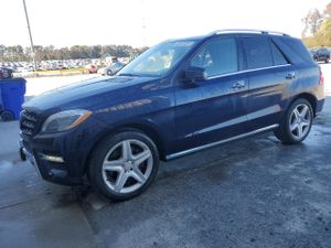Mercedes-Benz ML 550 4MATIC 4.6L 8 2013