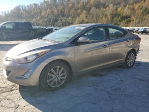 Hyundai Elantra SE 1.8L 4 2015