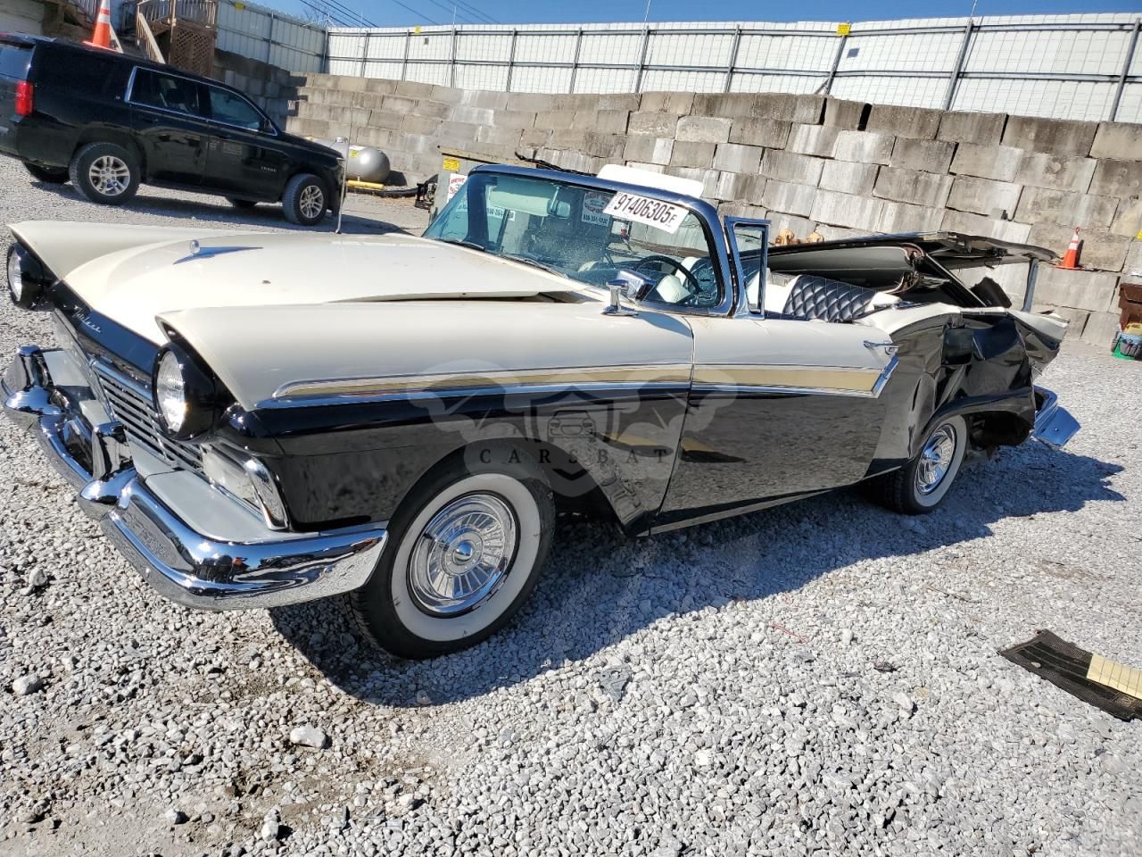 Ford Fairlane 1957