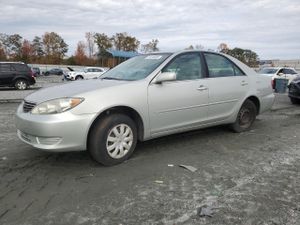 Toyota Camry LE 2.4L 4 2005
