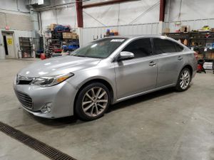 Toyota Avalon XLE 3.5L 6 2015